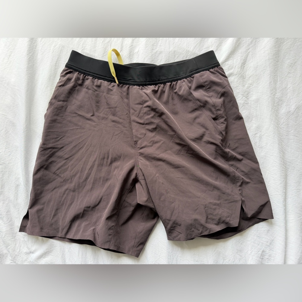 Ten Thousand Interval shorts lined medium 7 inches